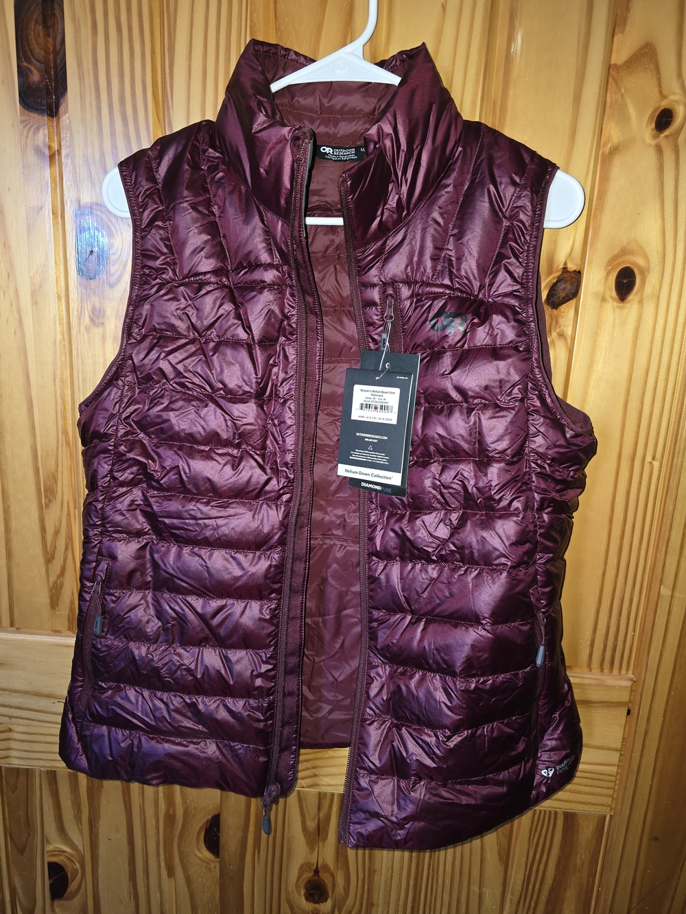 Womens M Outdoor Research Quilted Insulated Vest - Burgundy Plum NWT